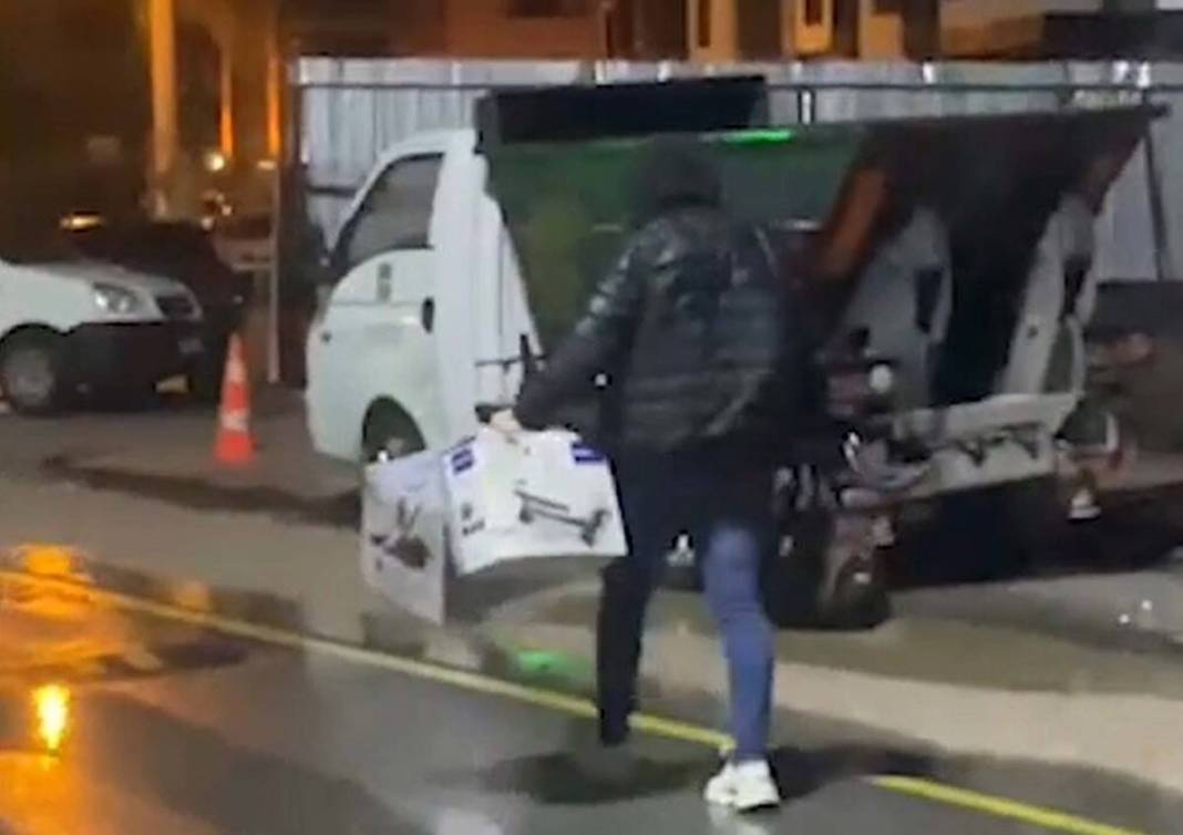 Tost makinesinin içine sığdırmışlar! Polisler bile şaşkınlığını gizleyemedi 1